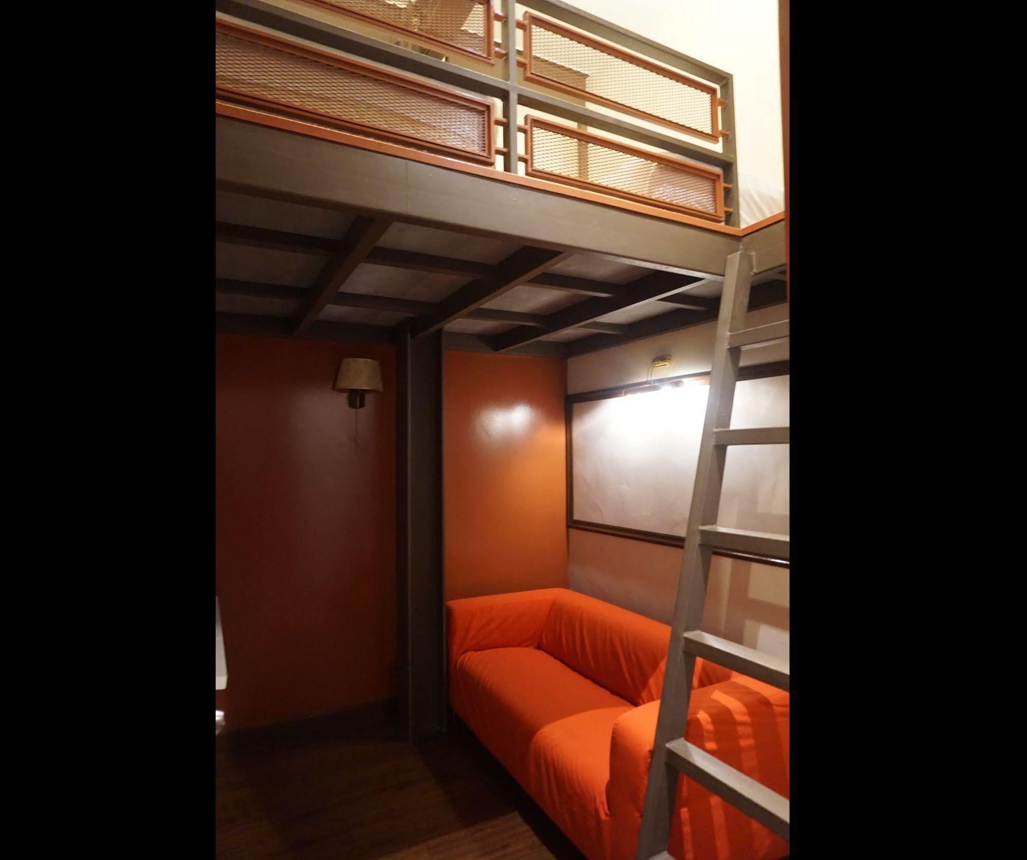 Albergue Travel Hub Highstreet Kuala Lumpur Exterior foto